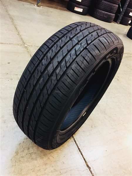 205/55R17 ARROYO GRAND SPORT A/S 95V 500AA 40K BSW