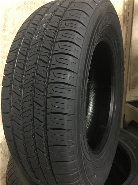 225/65R17 GOODYEAR ASSURANCE ALL-SEASON 102T 600AB 65K BSW