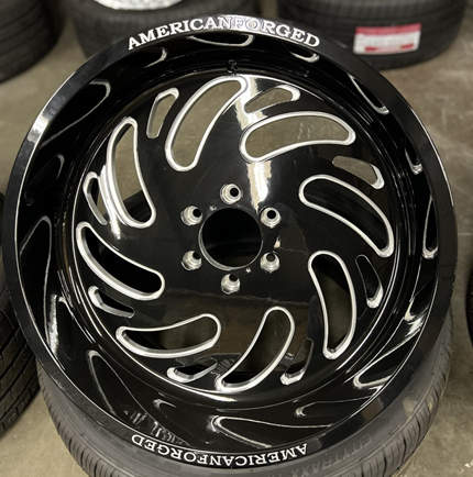 AMERICAN FORGED- AK306 MILLING BRIGHT 22X10 6X5.5 -18 +106.1 *DRIVER SIDE*