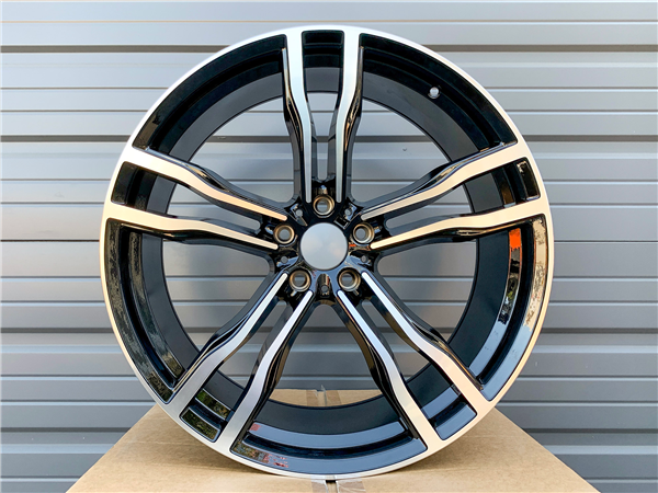 B-6 GLOSS BLACK/MACHINE 22X10 5X4.75 +37 +74.1 *AW*