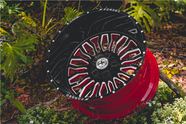 XFX FORGED XFX-305 BLACK/RED MILLED 20X9.0 6X135/6X5.5 +0 +108 **FORGED** *FLOATING CAPS*