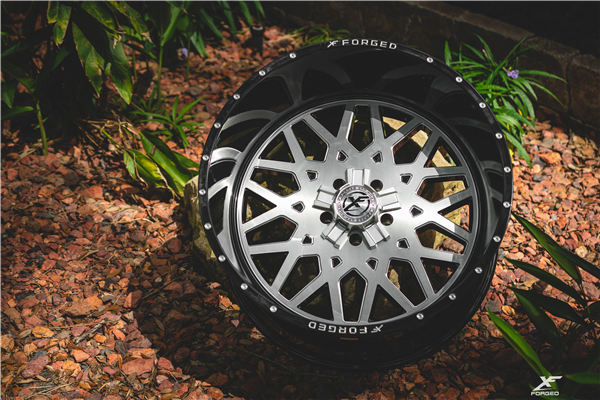 XFX FORGED XFX-307 BRUSHED/BLACK WINDOW & LIP 20X9.0 6X135/6X5.5 +20 +108 **FORGED** *FLOATING CAPS*